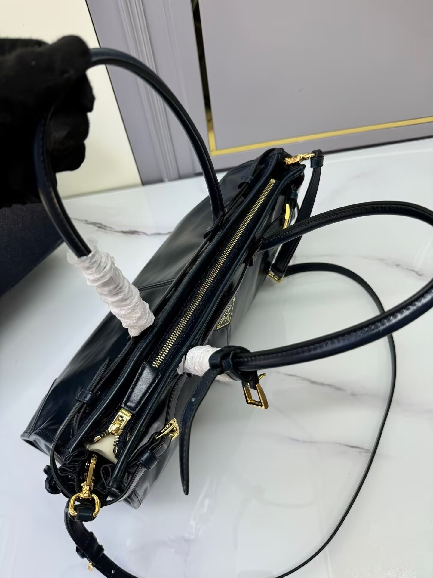 Pra*a bonnie large leather handbag in gray-blue 24x38x12cm