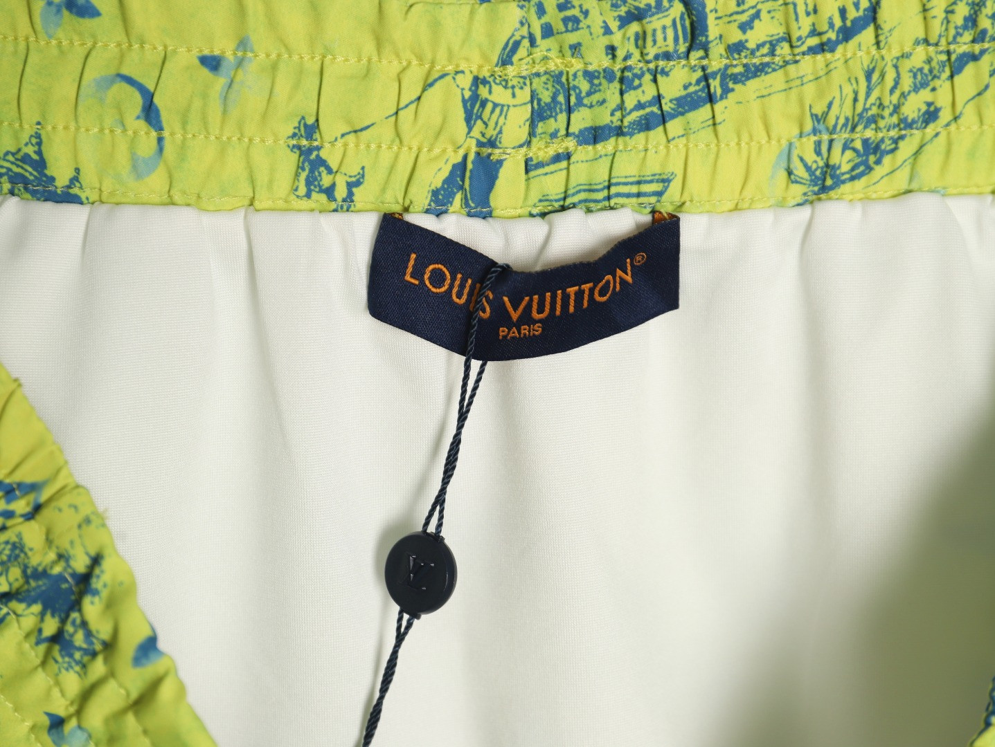 l0*is V*t0n lv shorts