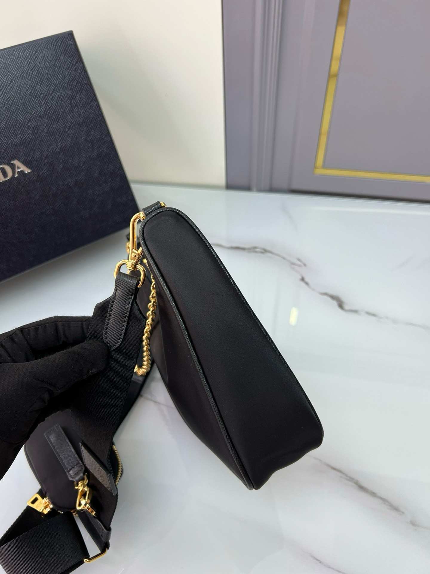 Pra*a re-edition 2005 nylon bag