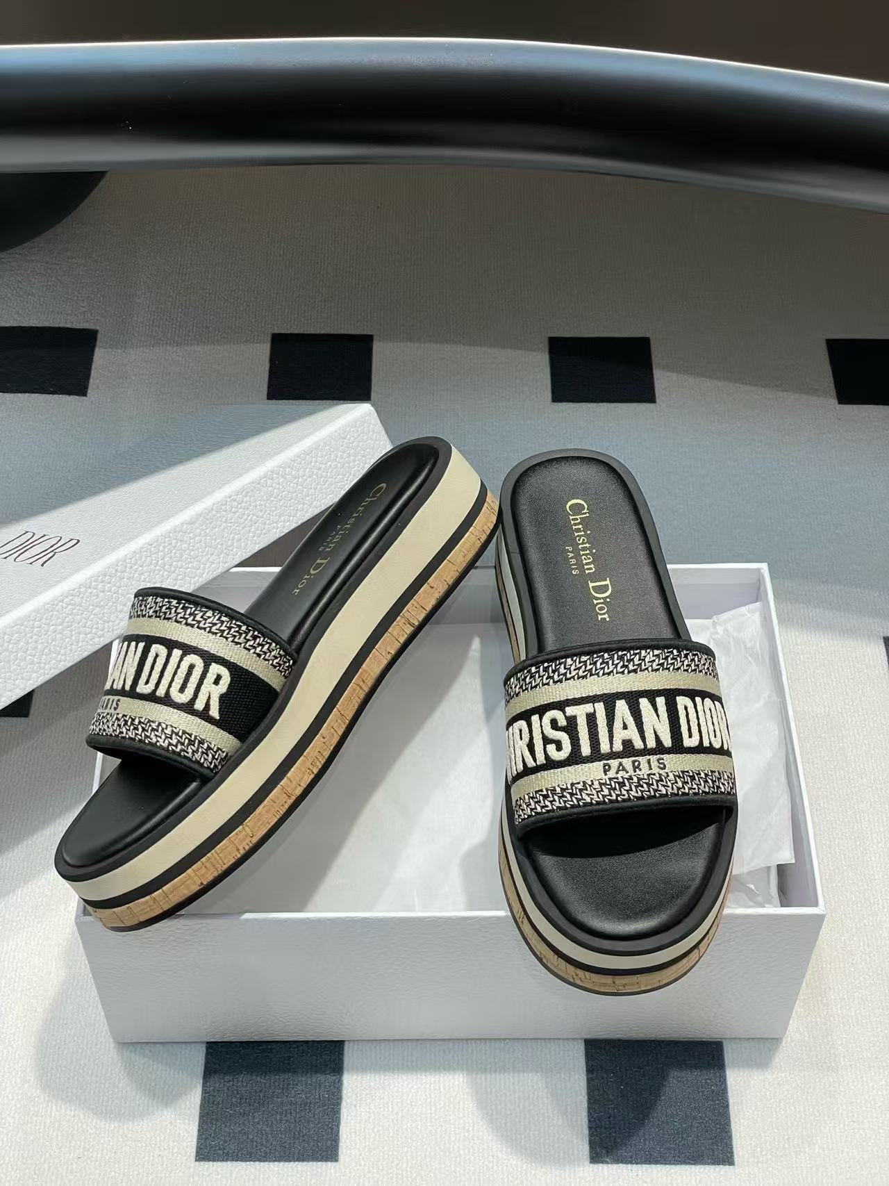 ua D*oriviera dway platform slide