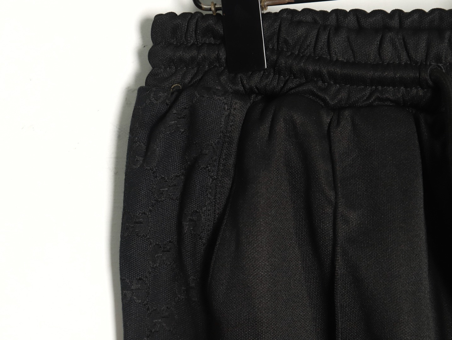 G*u*i 24fw pants suit