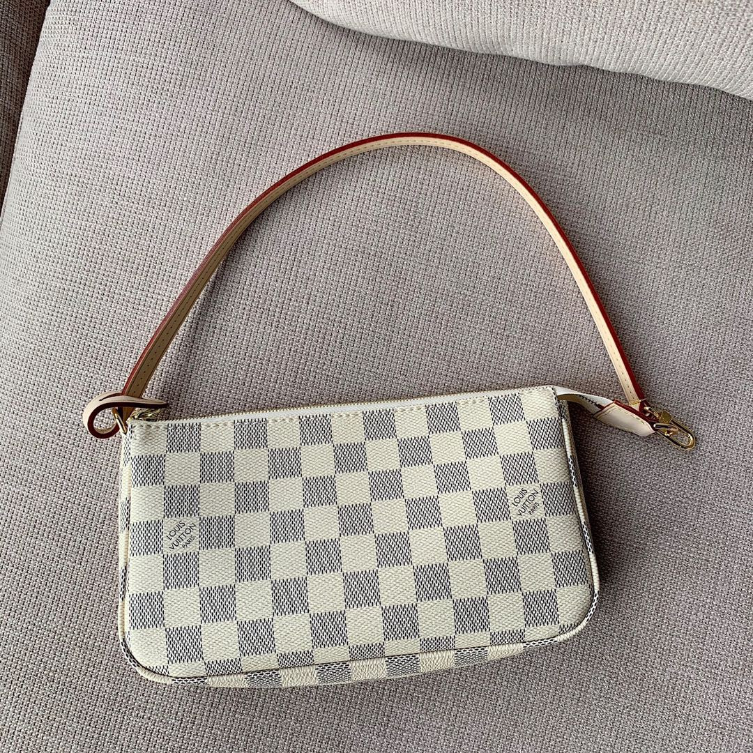 POCHETTE ACCESSOIRES N41207