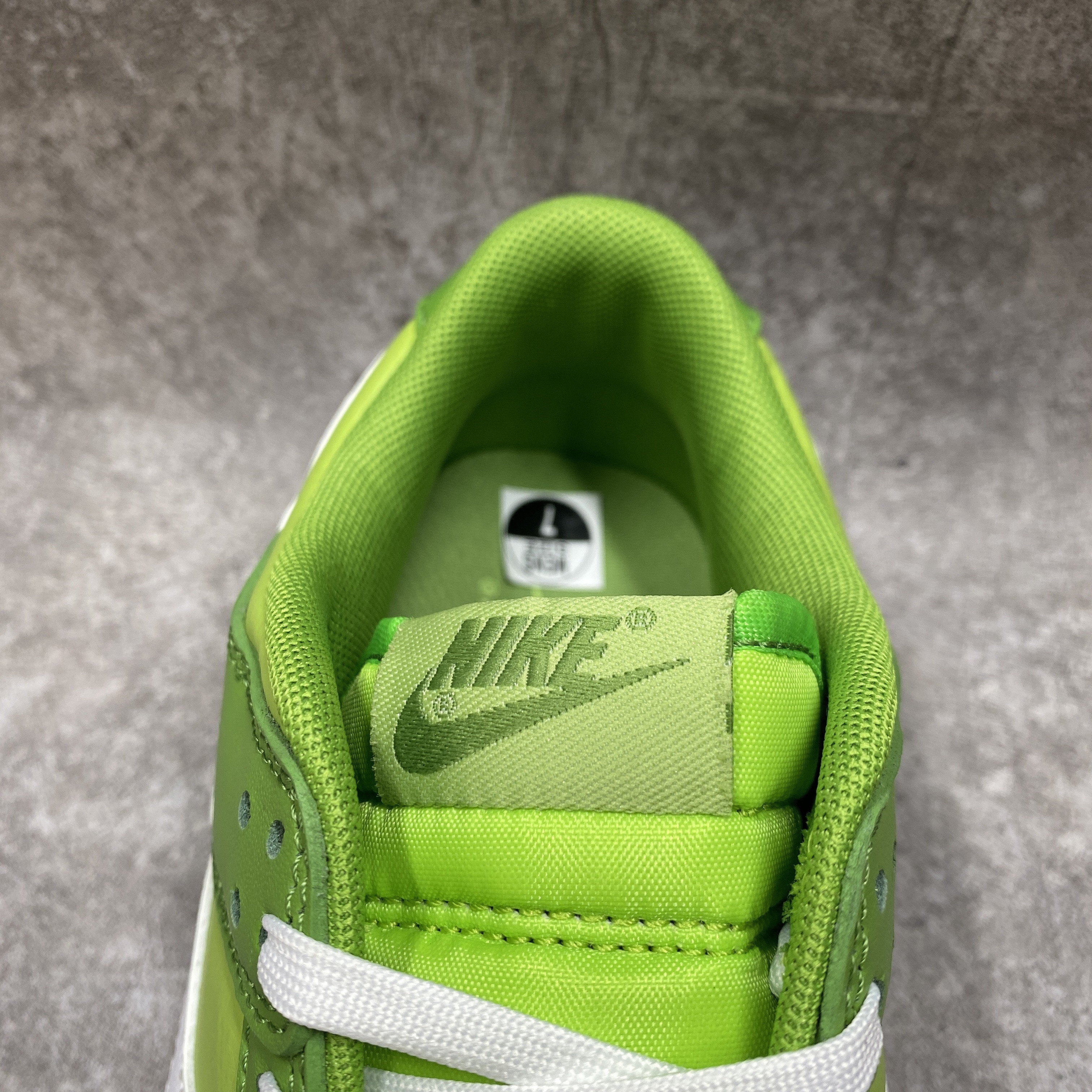 Nike Dunk Low Chlorophyll