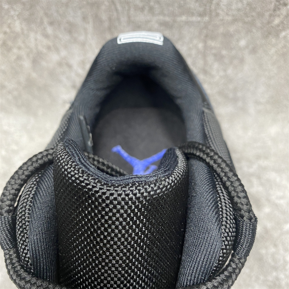 AIR JORDAN 11 RETRO LOW 