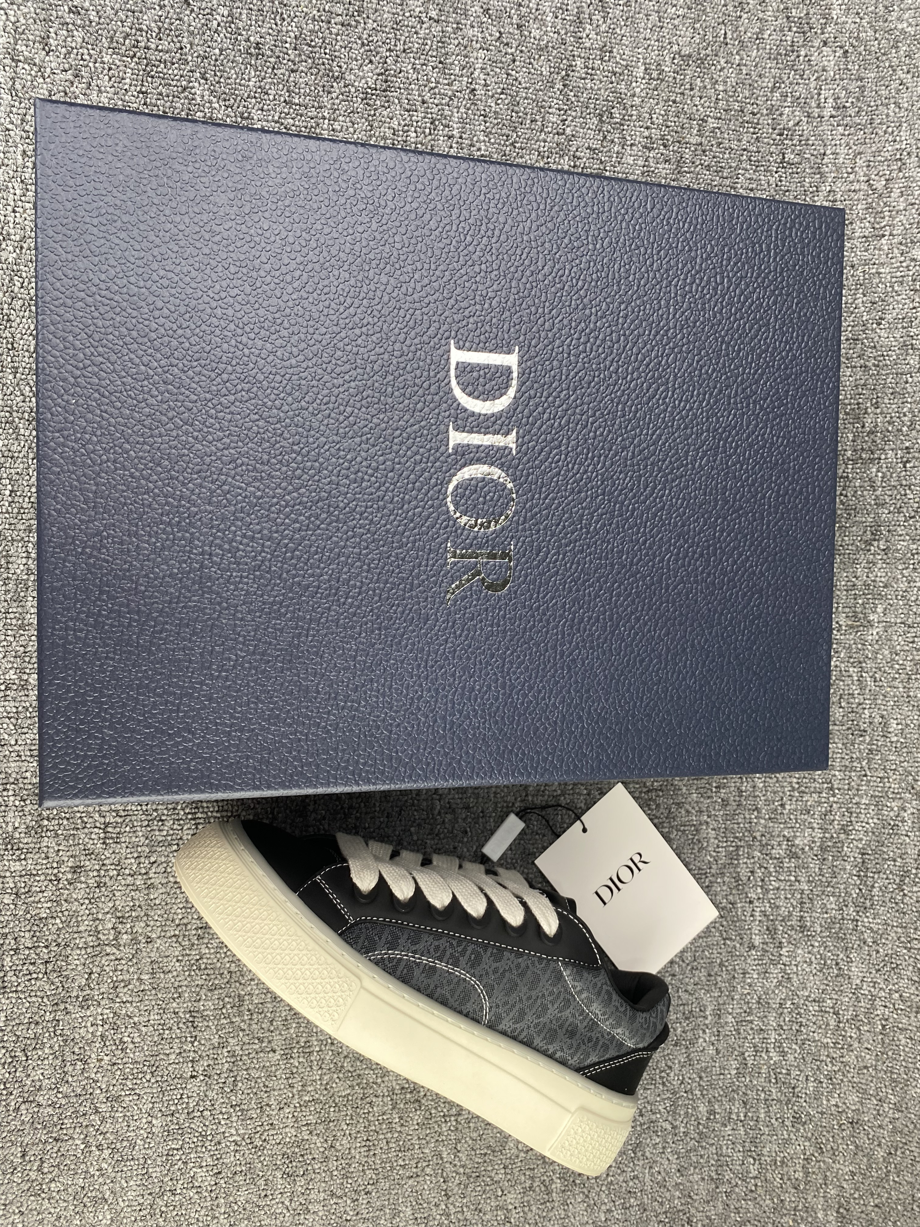 ua D*or b33 sneaker