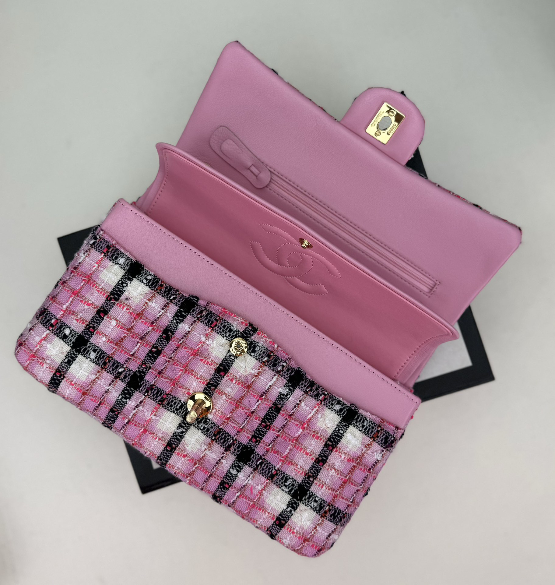 Ch*el classic handbag 25cm