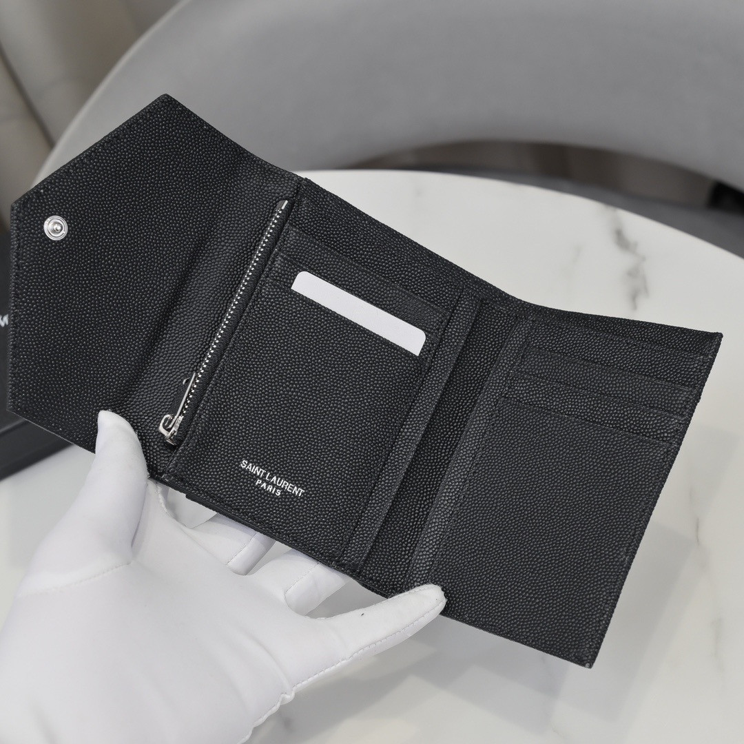 Y*L cassandre matelassé compact tri fold wallet in grain de poudre leather 12.5 x 10 x 2.5 cm