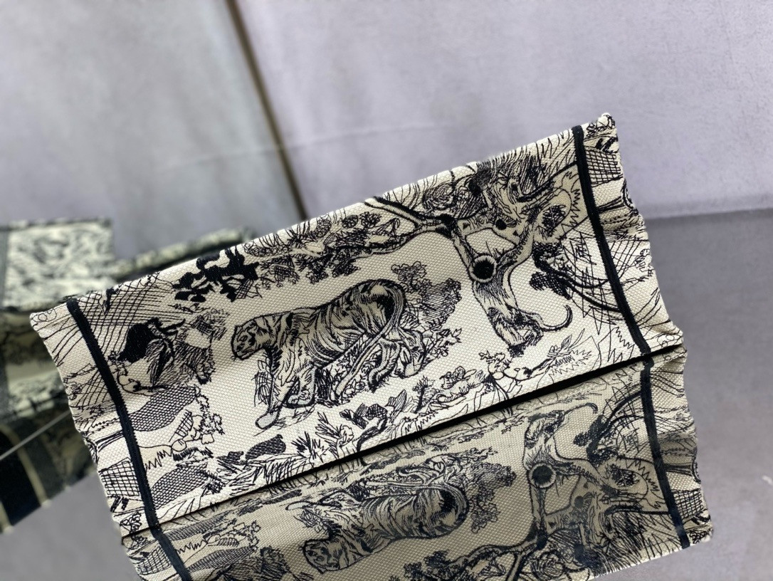 large D*or book tote ecru and blue toile de jouy embroidery 16.5 x 14 x 7.5 inches