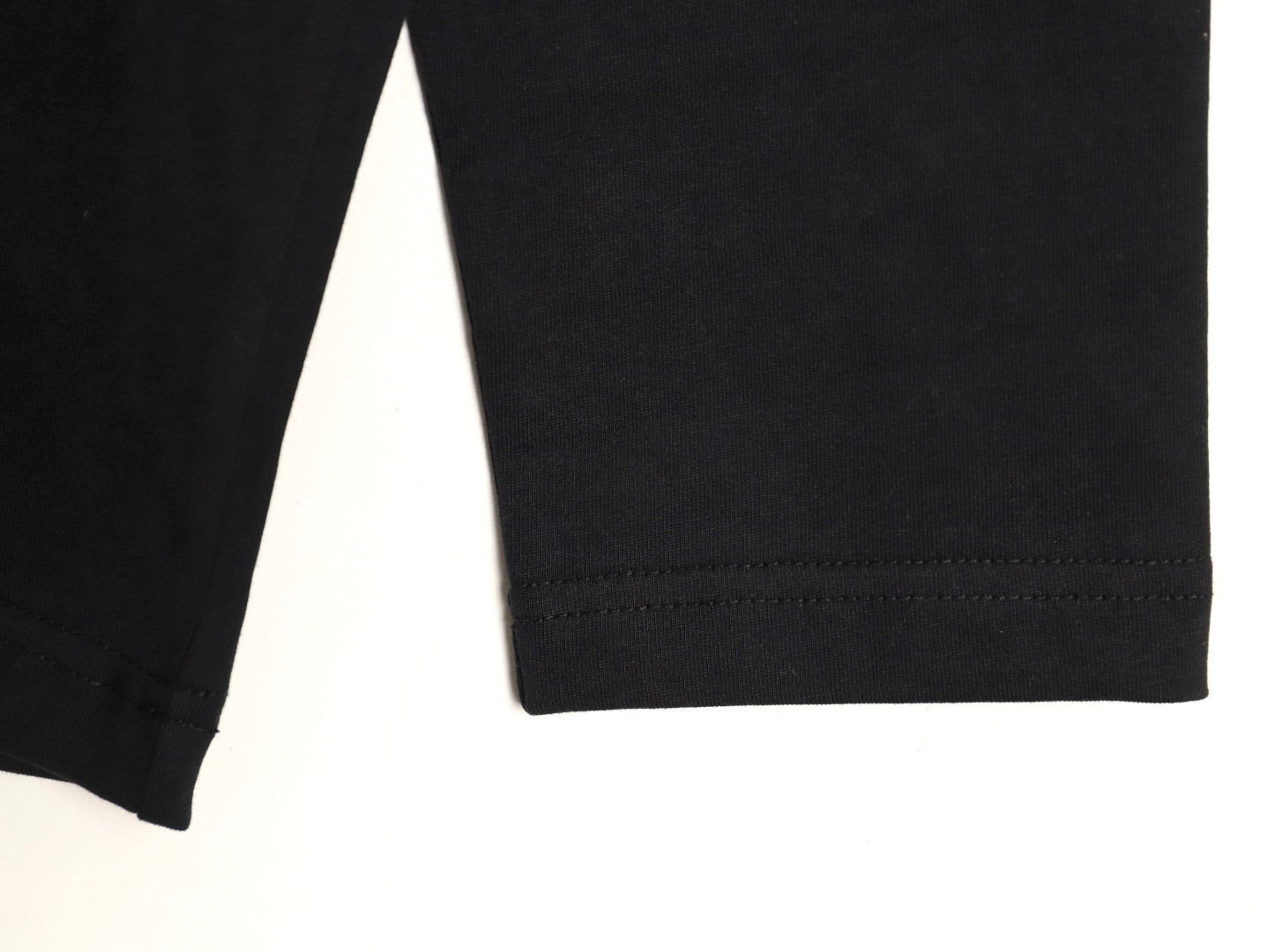 l0*is V*t0n long-sleeved t-shirt