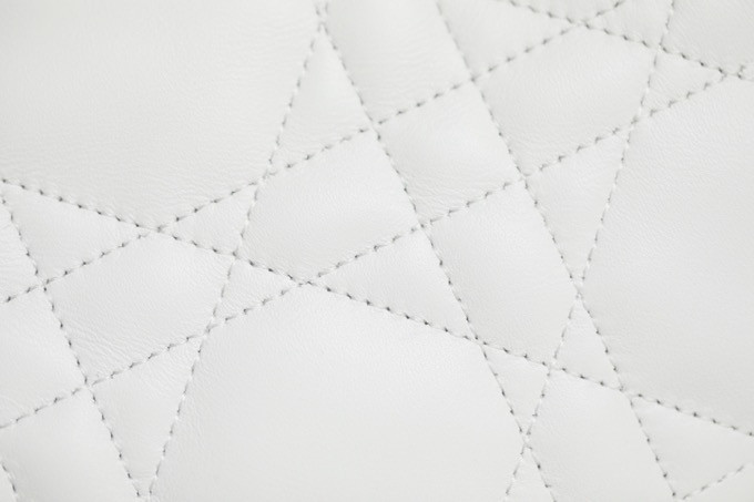 lambskin cannage small D*or vibe hobo bag white