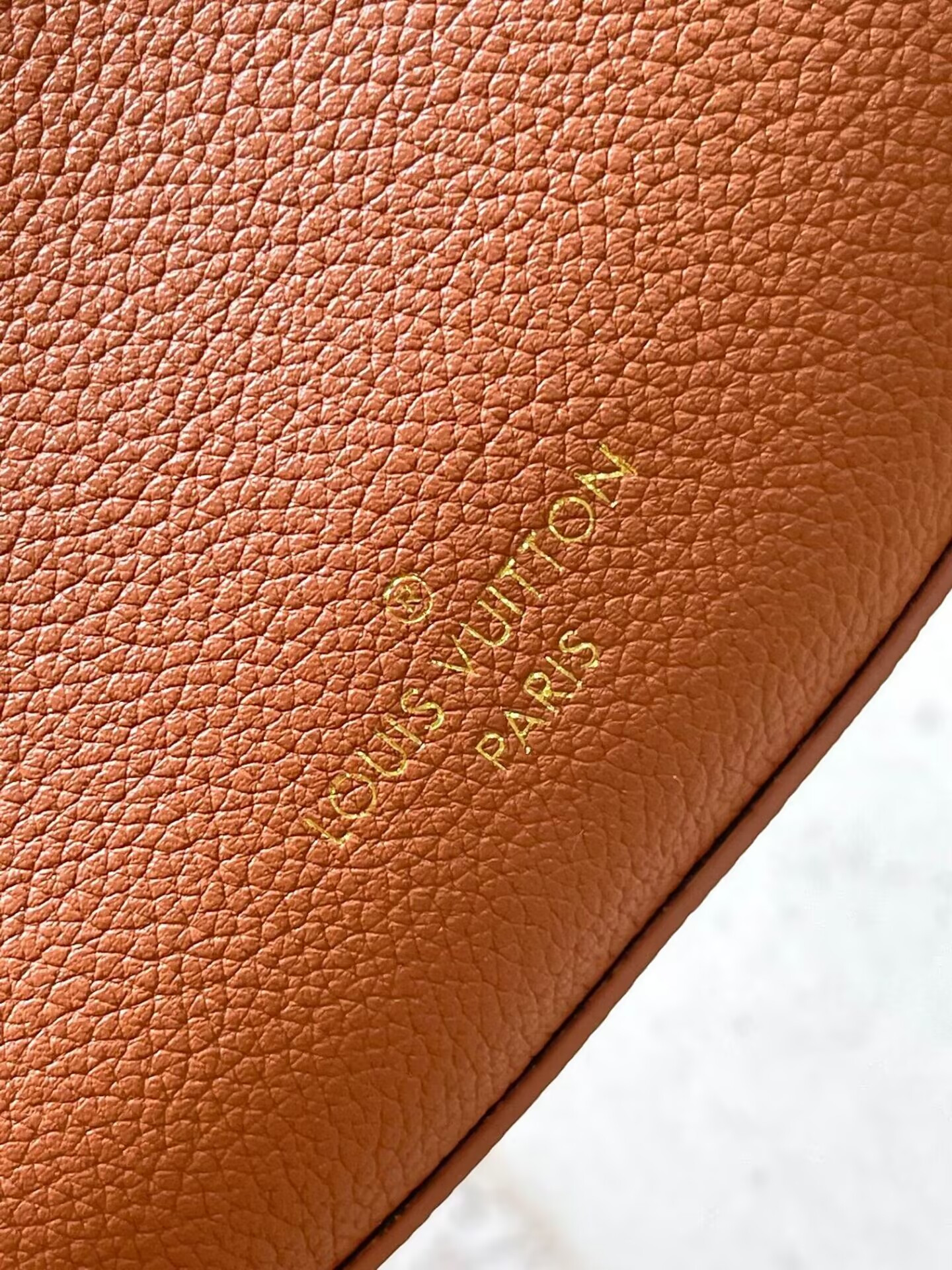 LV Low Key Bumbag M83546 28x13x5.5cm