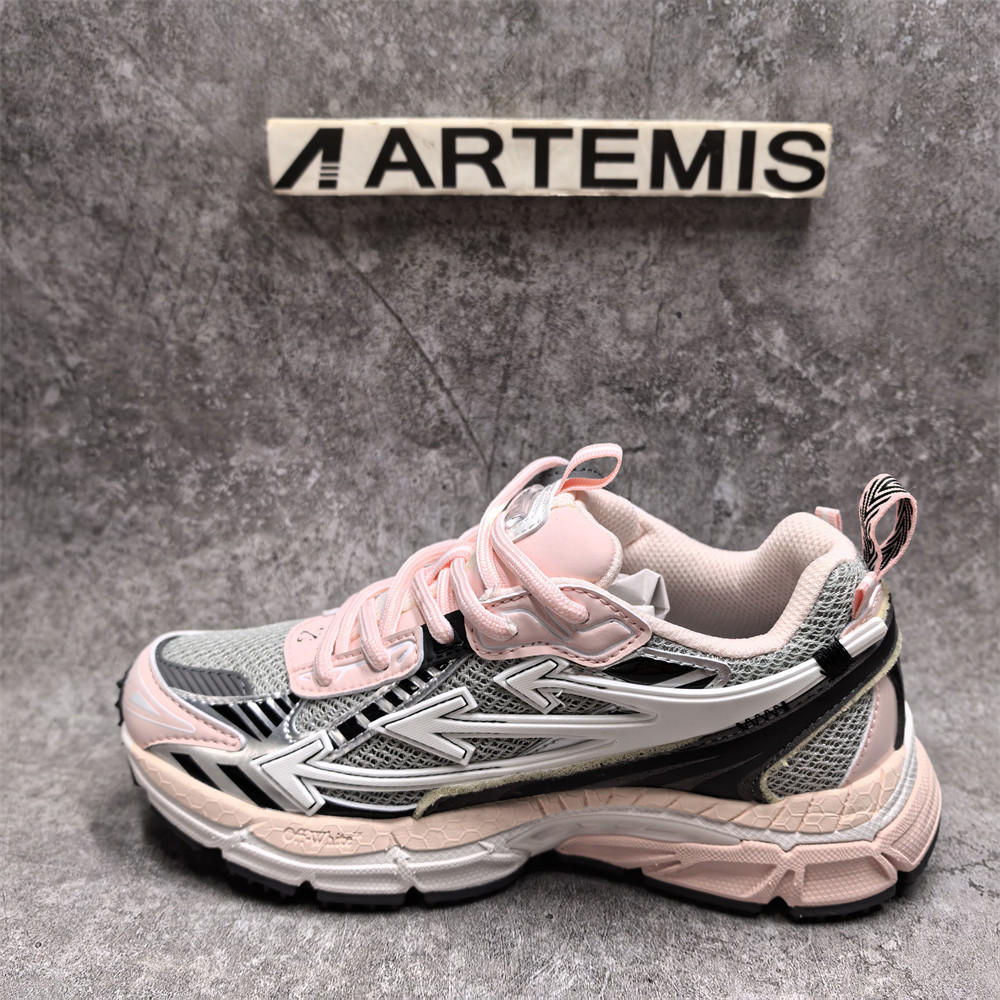 UA Off-White "BE RIGHT BACK"