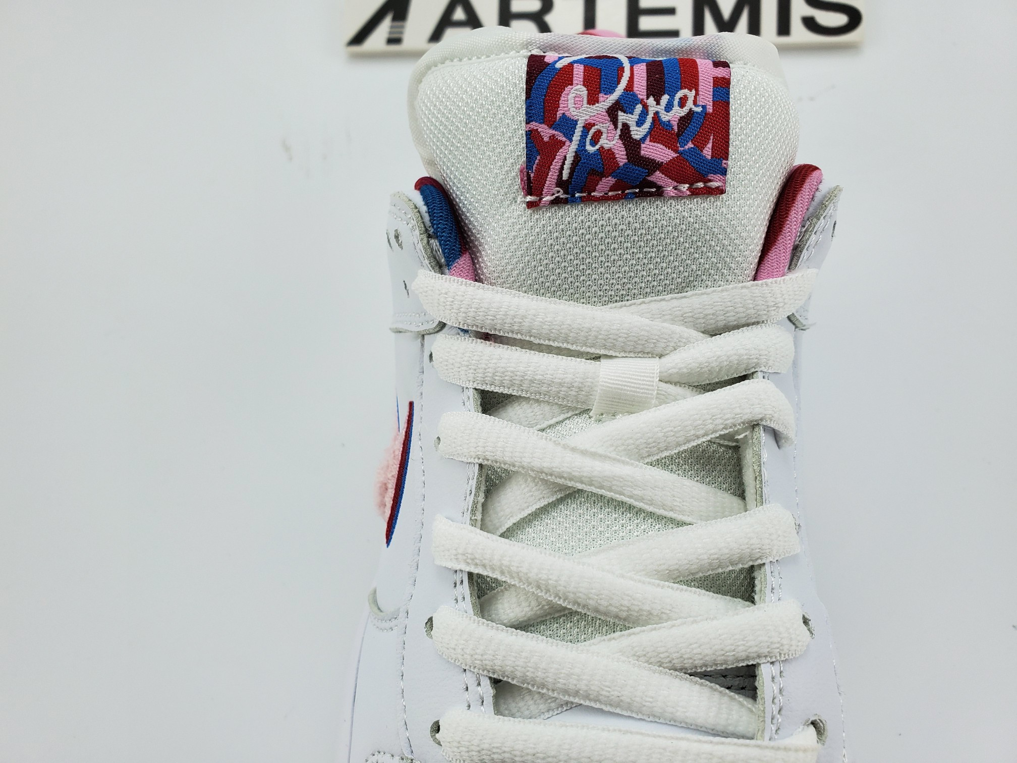 Nike SB Dunk Low Parra