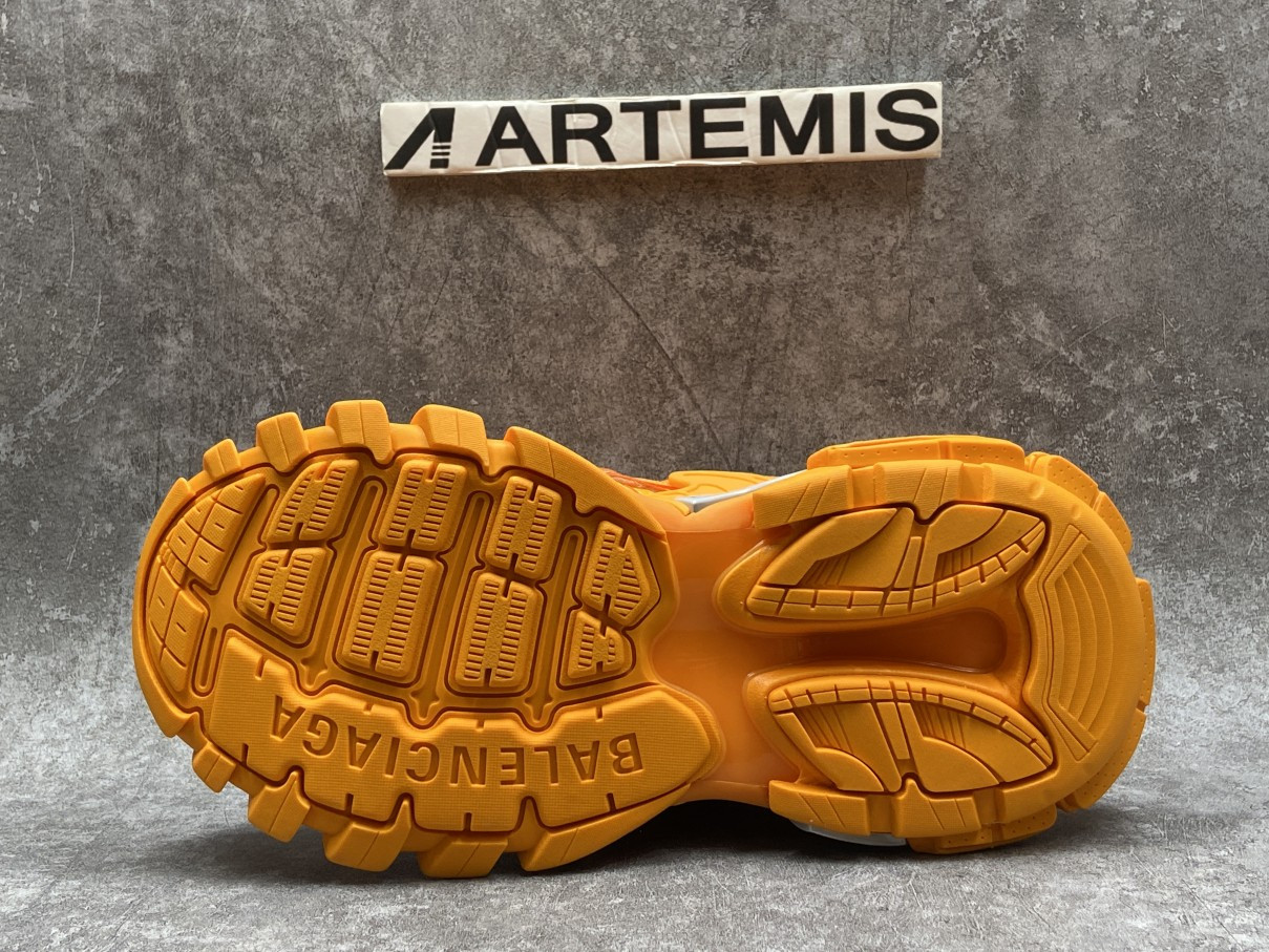 Balenciga Track 5.0 Fluorescent Orange