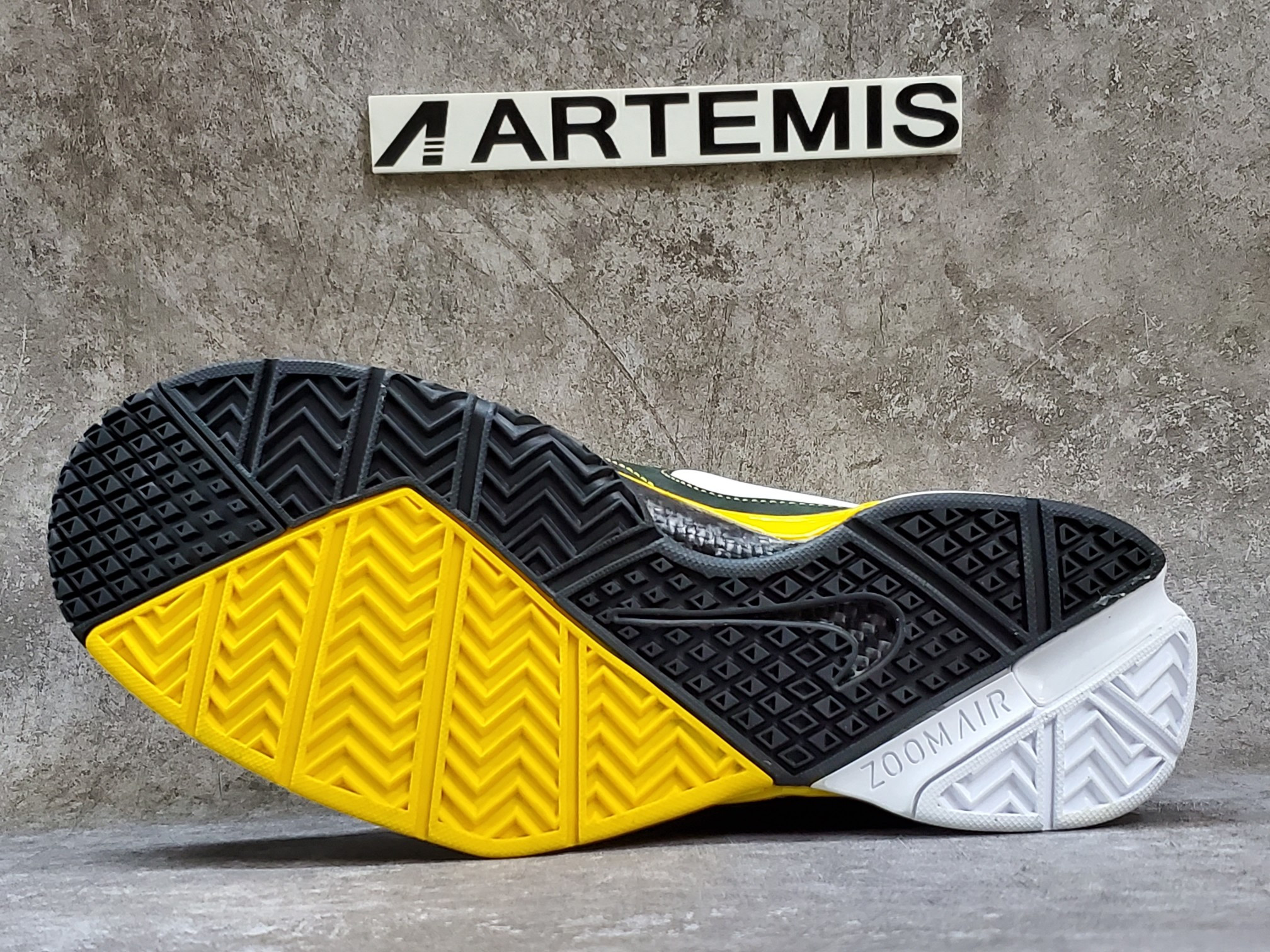 Nike Kobe 1 Protro Black Maize