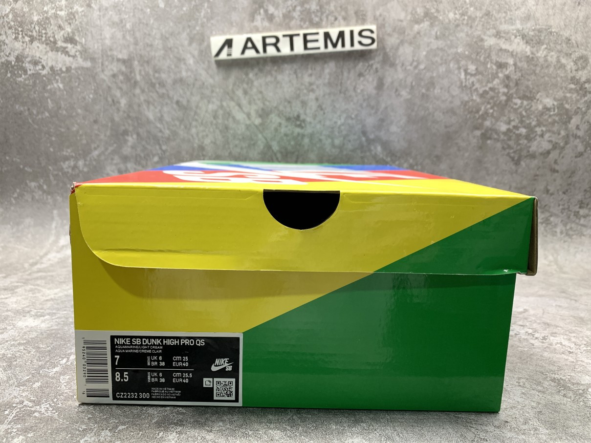 Nike SB Dunk High Hawaii