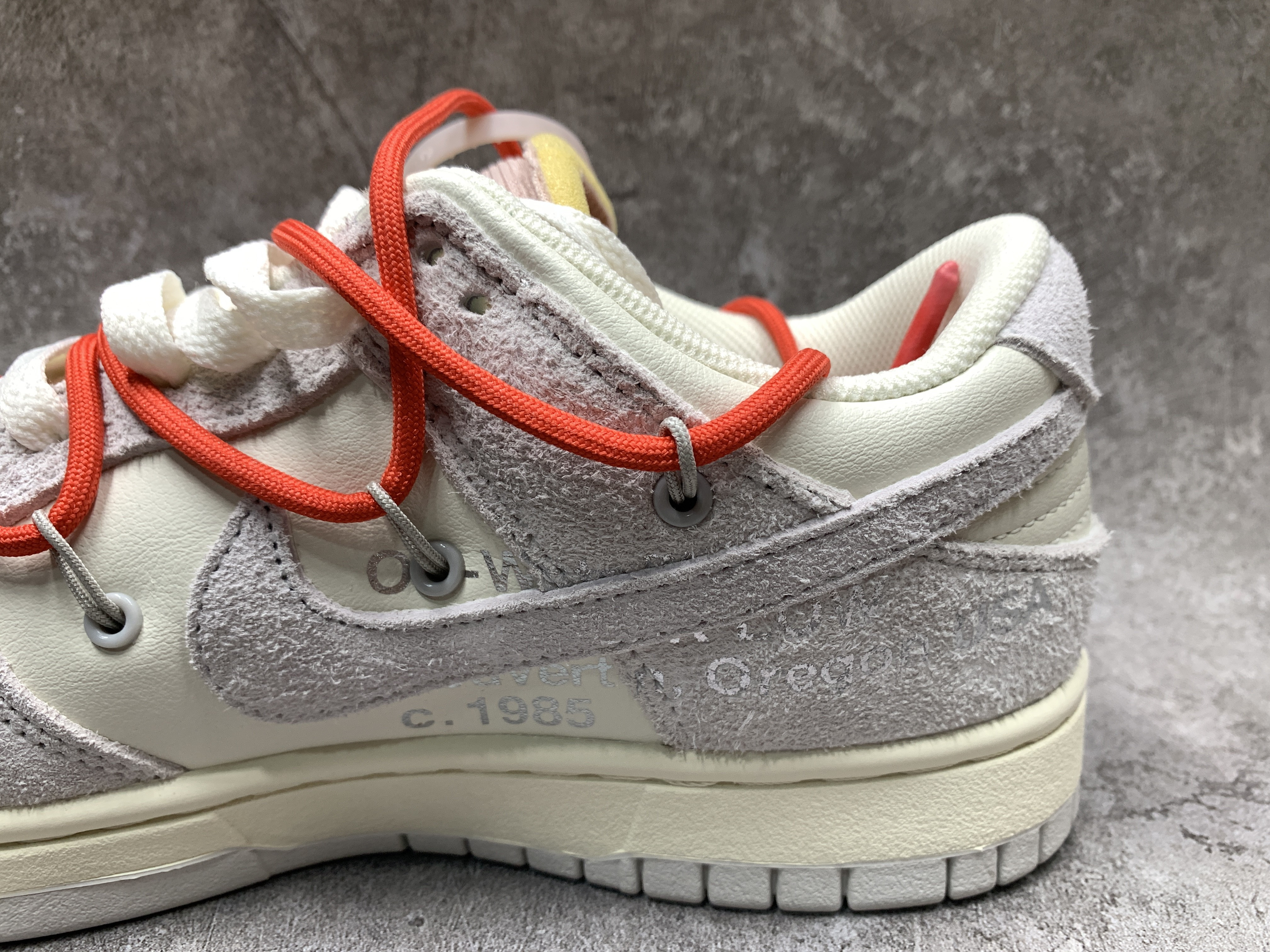 Off-White x Dunk Low Lot 33 of 50