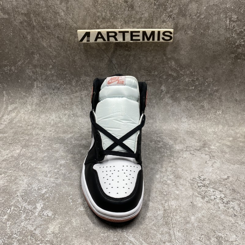 Air Jordan 1 Retro High Rust Pink