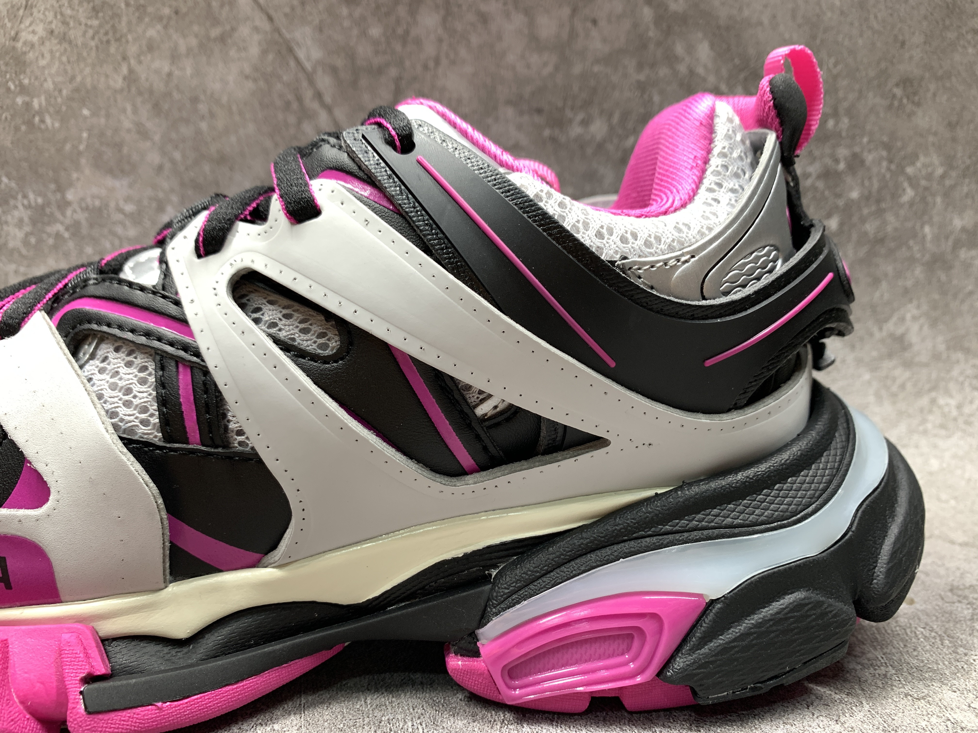 Balenciga Track Sneaker Pink Black