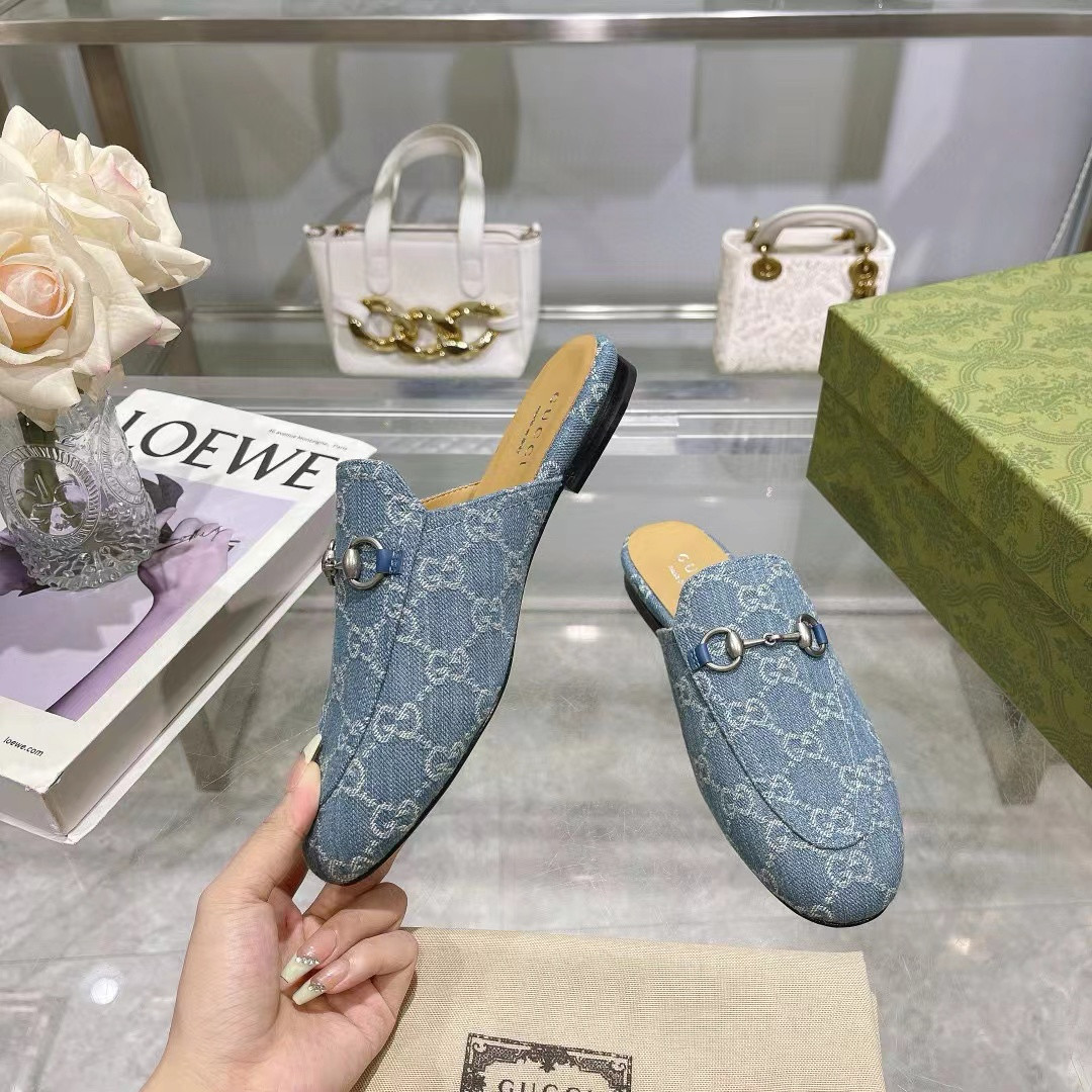 ua G*u*i princetown slipper