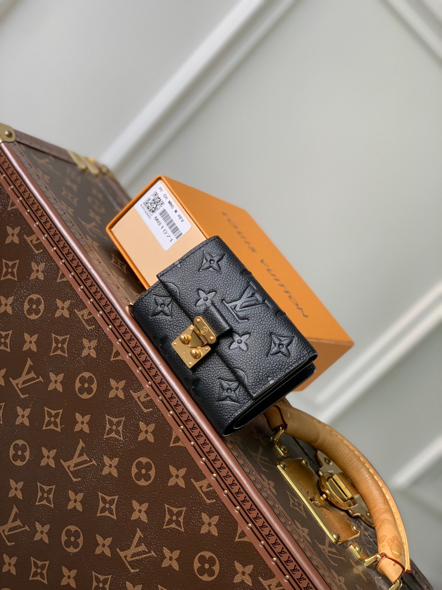 LV Metis Compact Wallet M80880