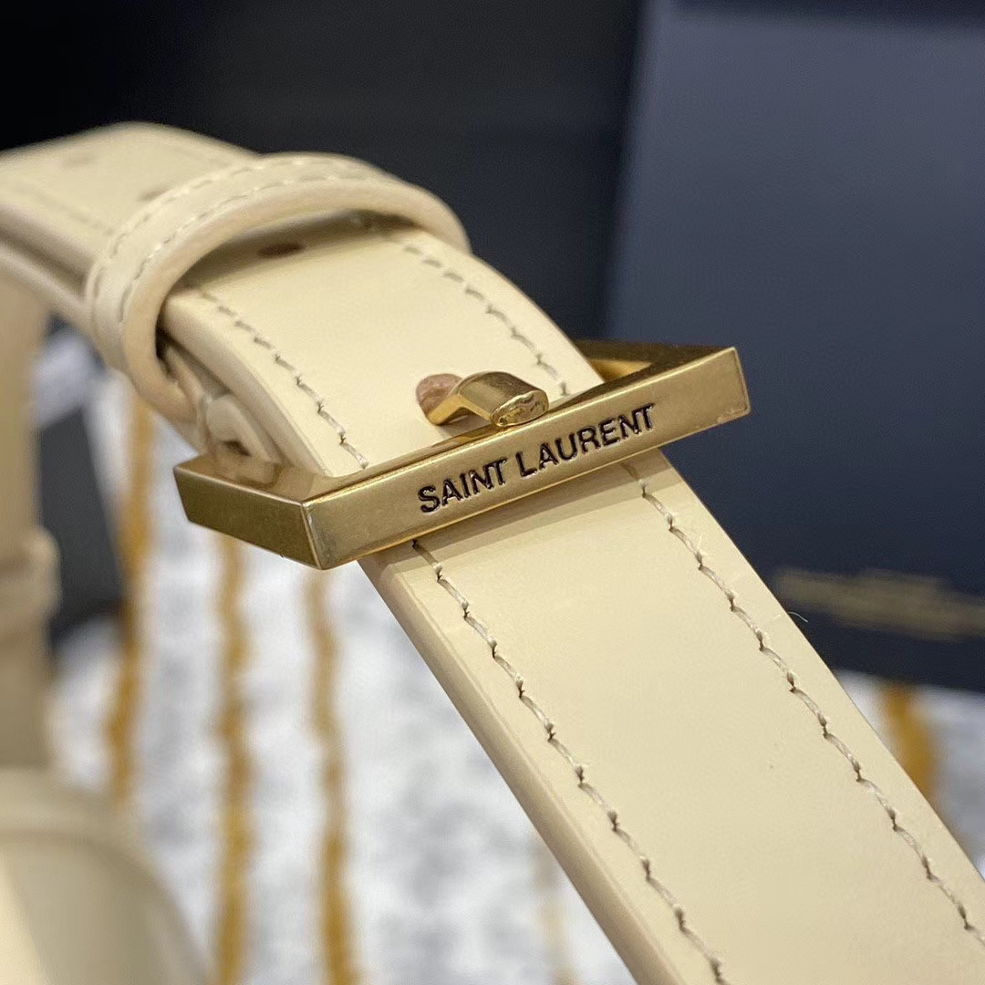 Sa**t Lau*nt y*l solferino box bag 19cm