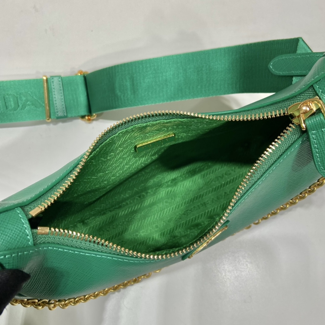Pra*a re-edition 2005 saffiano leather bag green