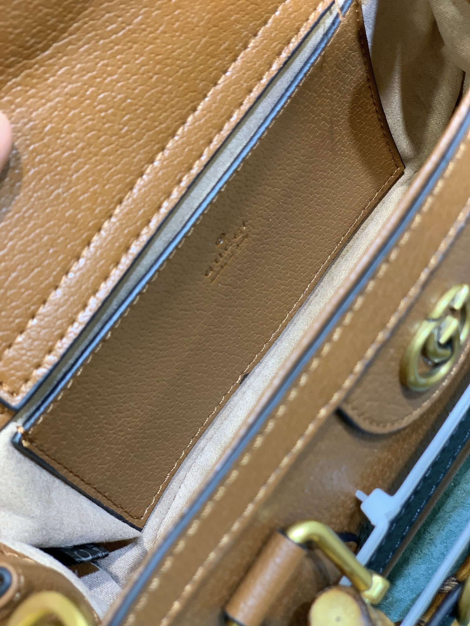 G*u*i diana small shoulder bag brown 25w x 16h x 9d cm