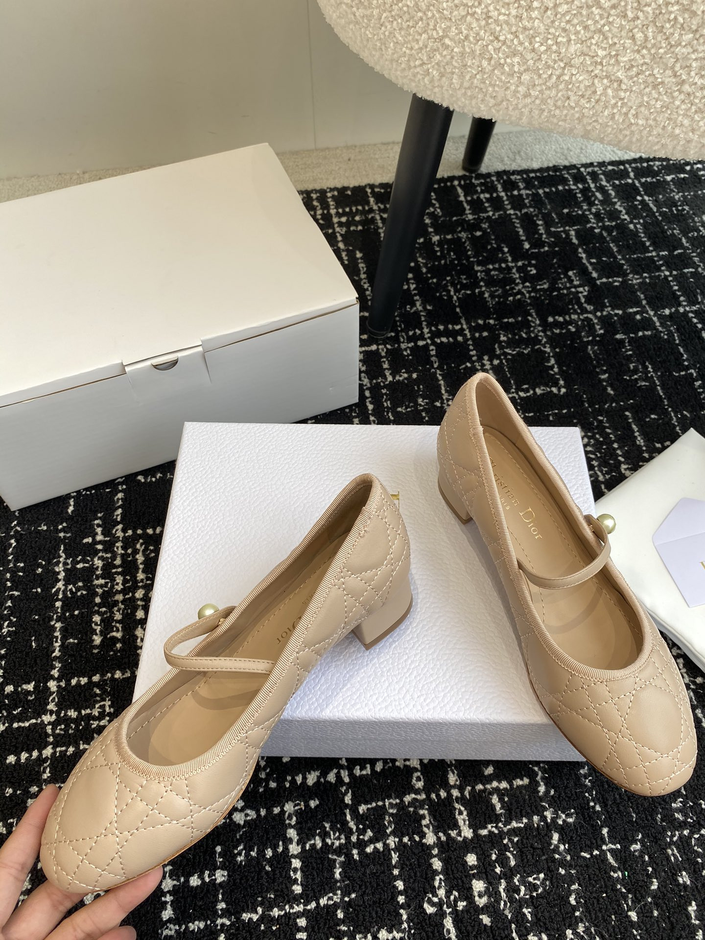 ua D*or ballet pump nude