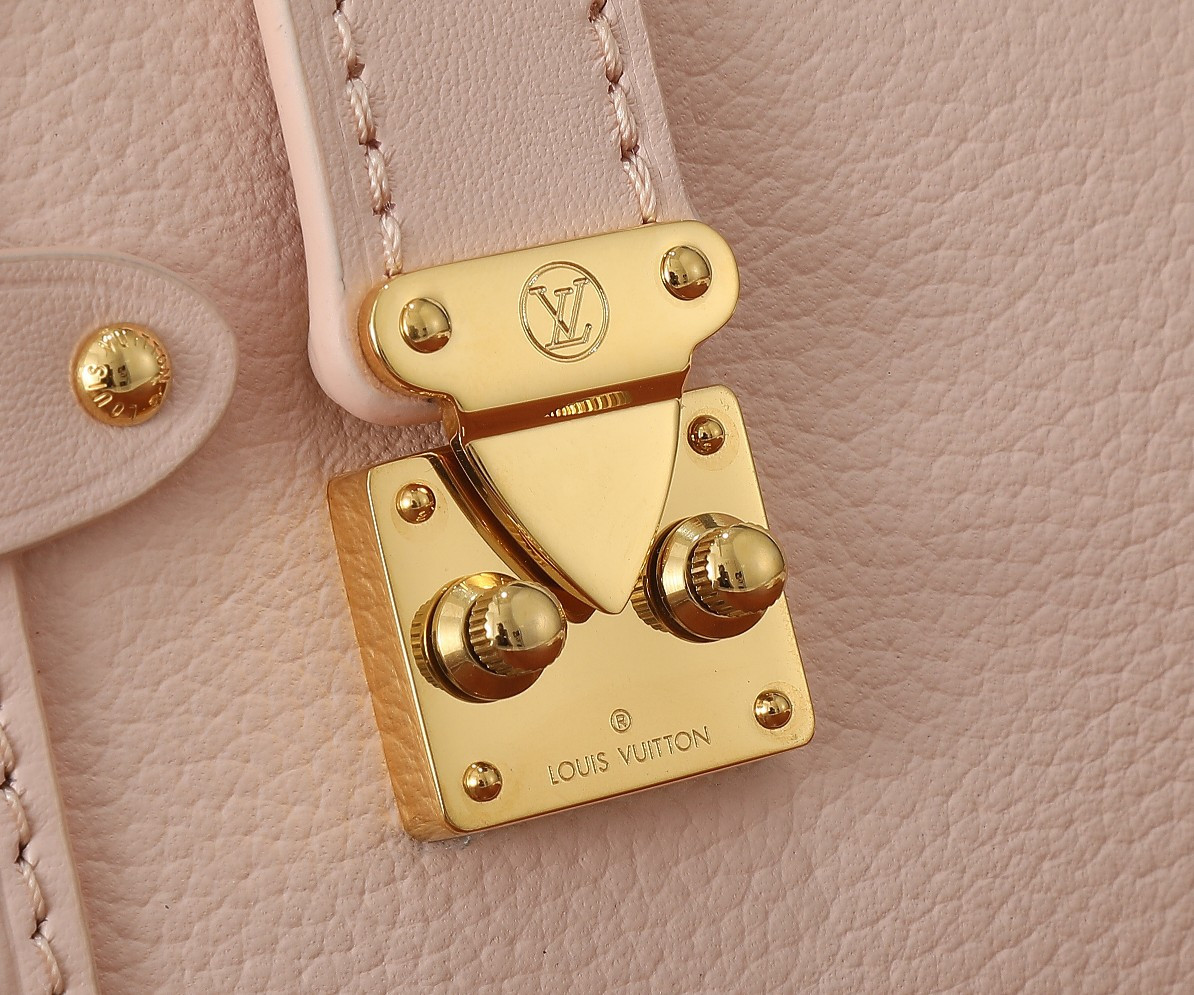 LV Side Trunk PM M25071 7.1 x 4.9 x 3.1 in