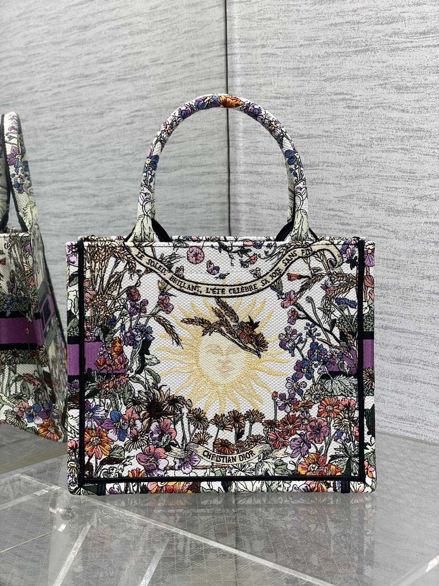 small D*or book tote  ecru multicolor D*or 4 saisons Été soleil embroidery 26x8x22cm