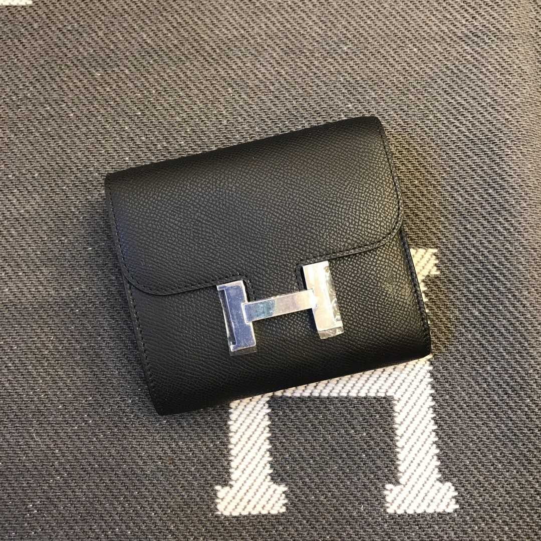 H**me5 wallet 13x12cm