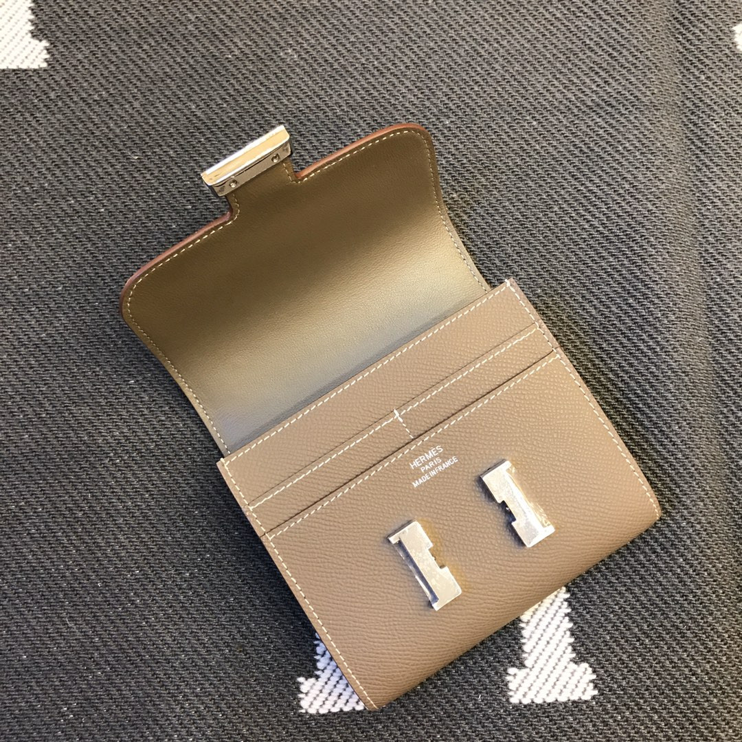 H**me5 wallet 13x12cm