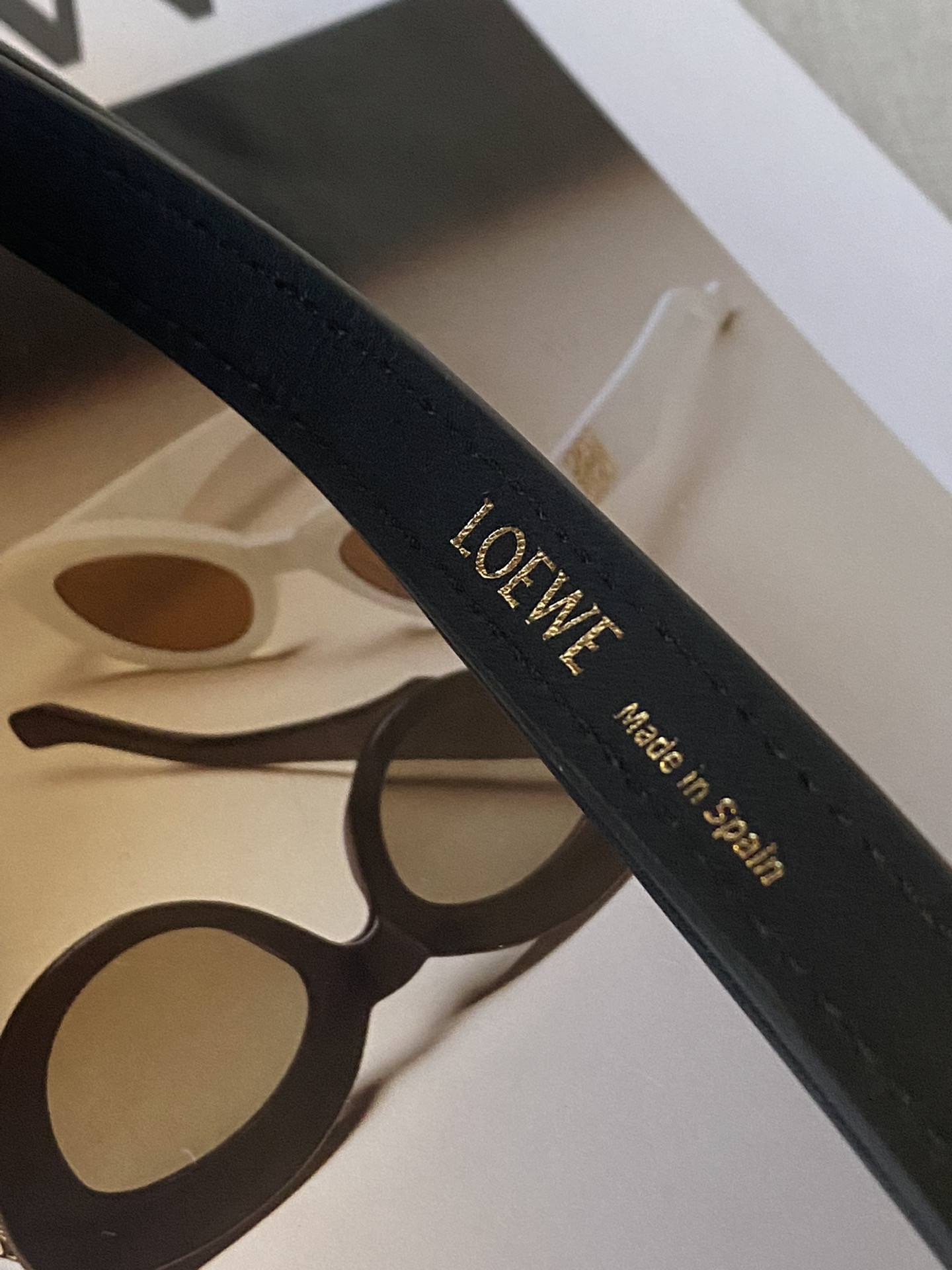 L0ew* amazona 23x15x19cm