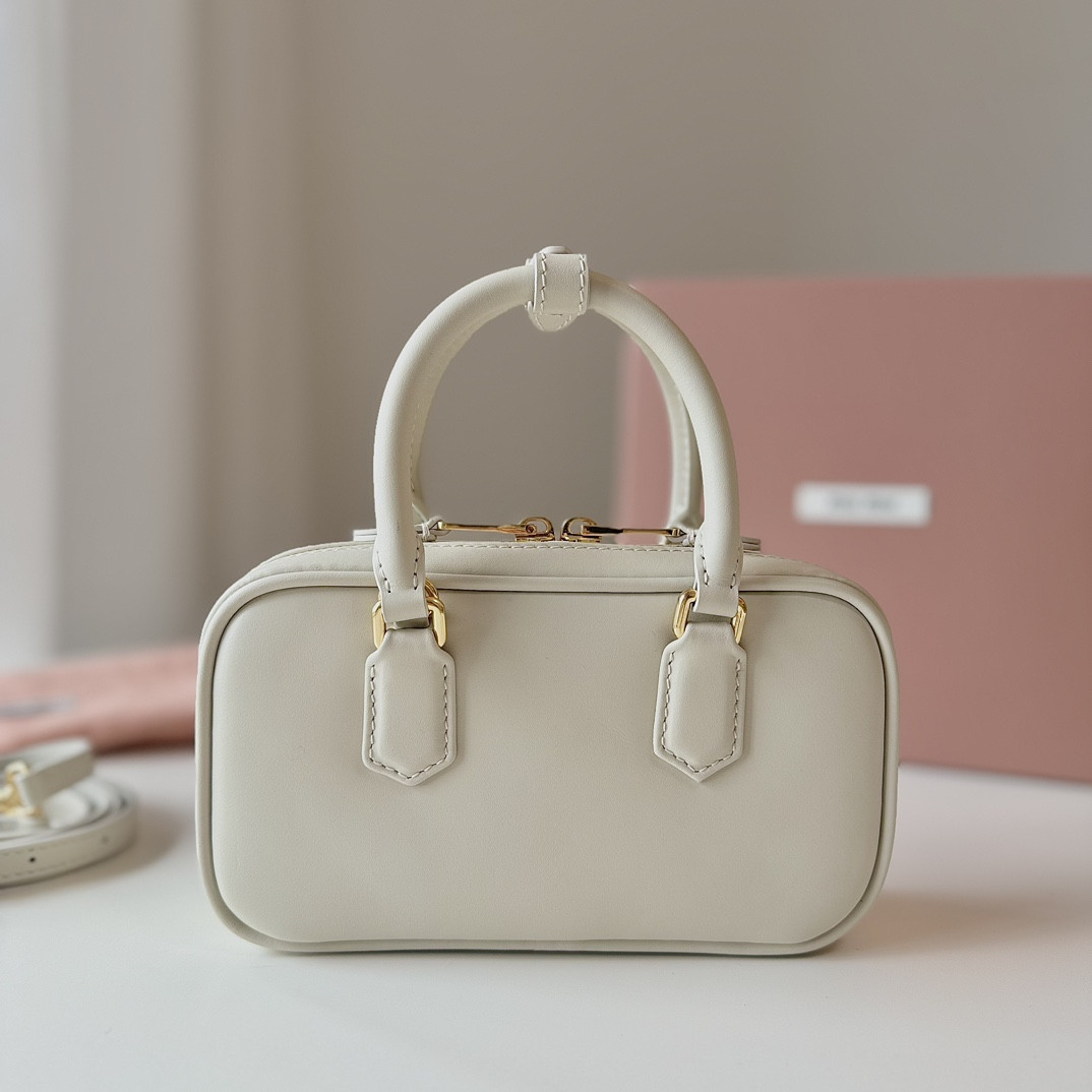 Miu Miu Arcadie leather mini-bag 19X10X5cm