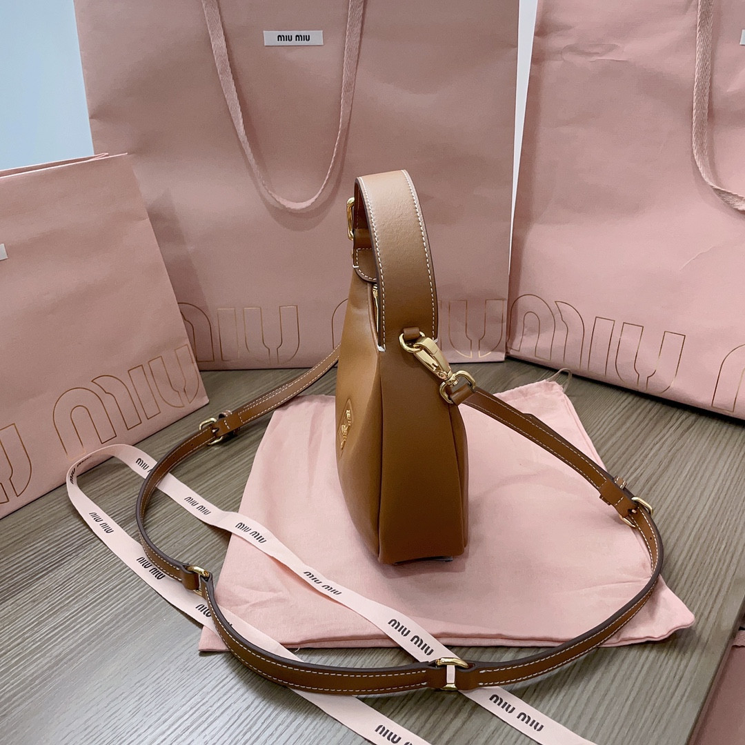 Miu Miu hobo bag 20X17X6Cm