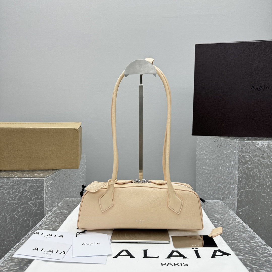 ALAÏA LE TECKEL MEDIUM BAG 33x11x10cm