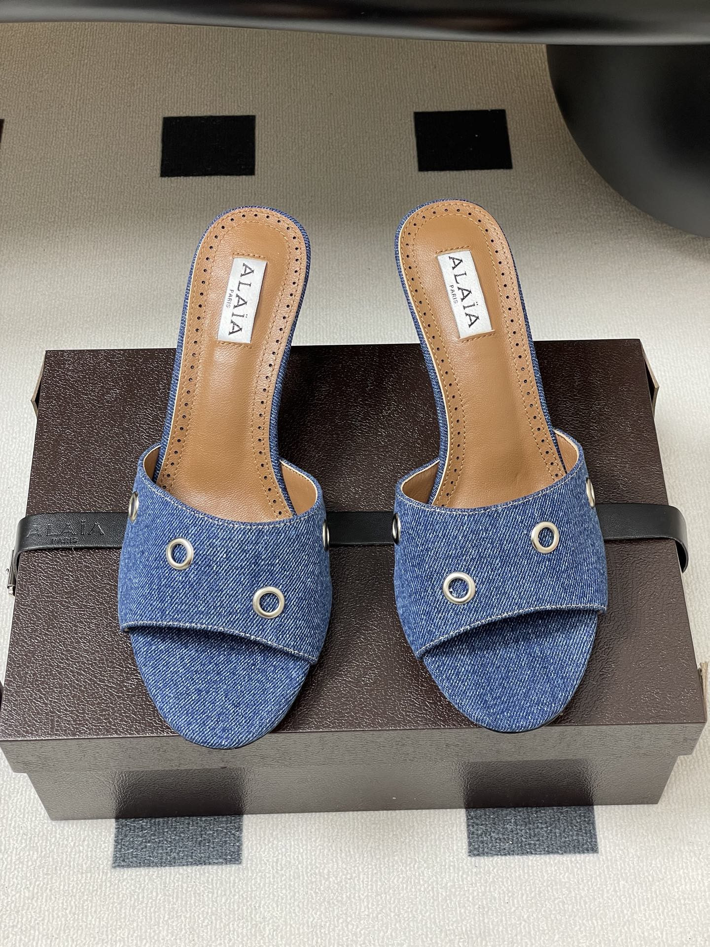 UA Alaia Ring Eyelets slippers 7cm Heel(Customized Size 7-10 days production time)