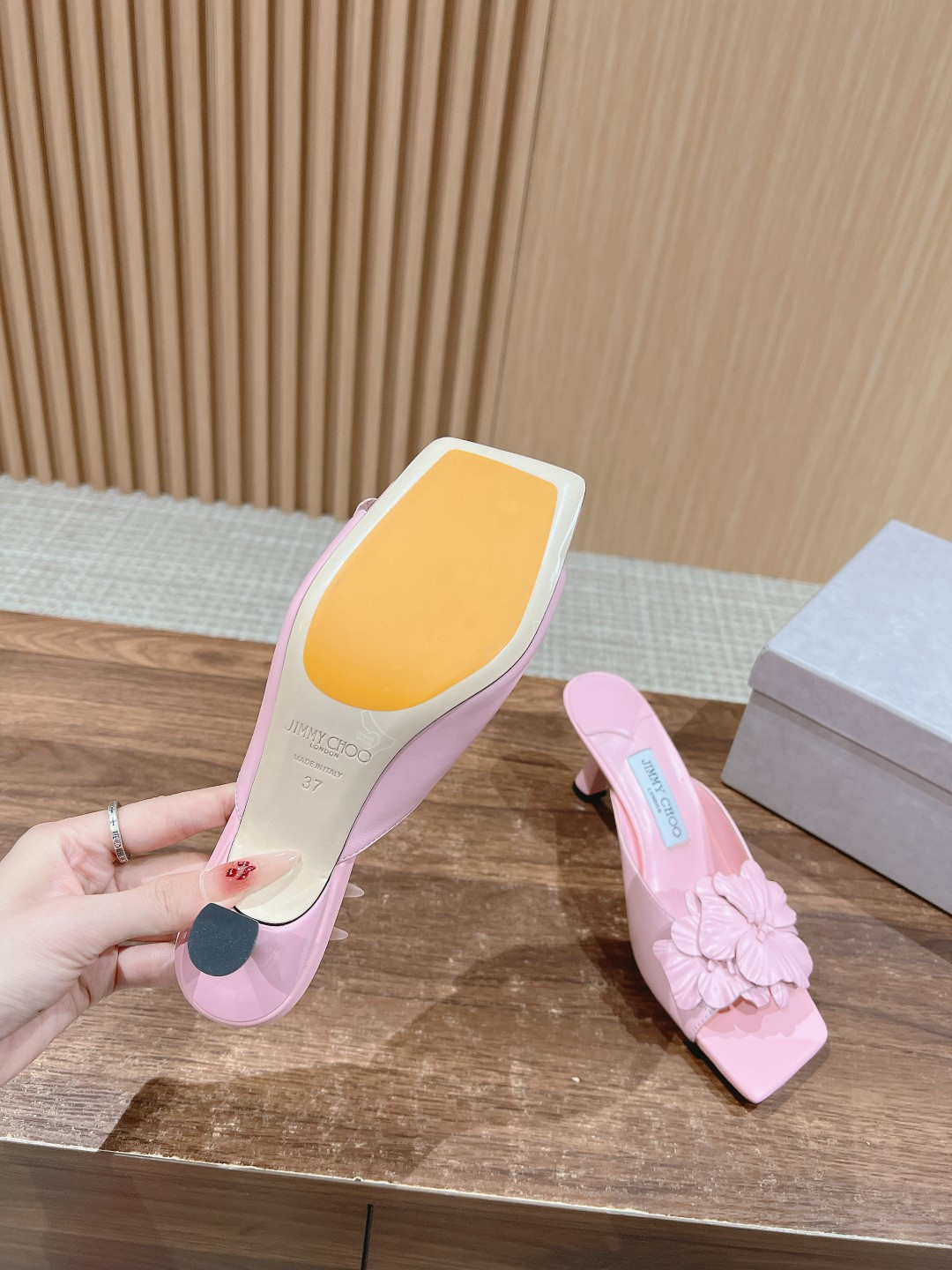 ua Ji*y Ch* slides 6.5cm