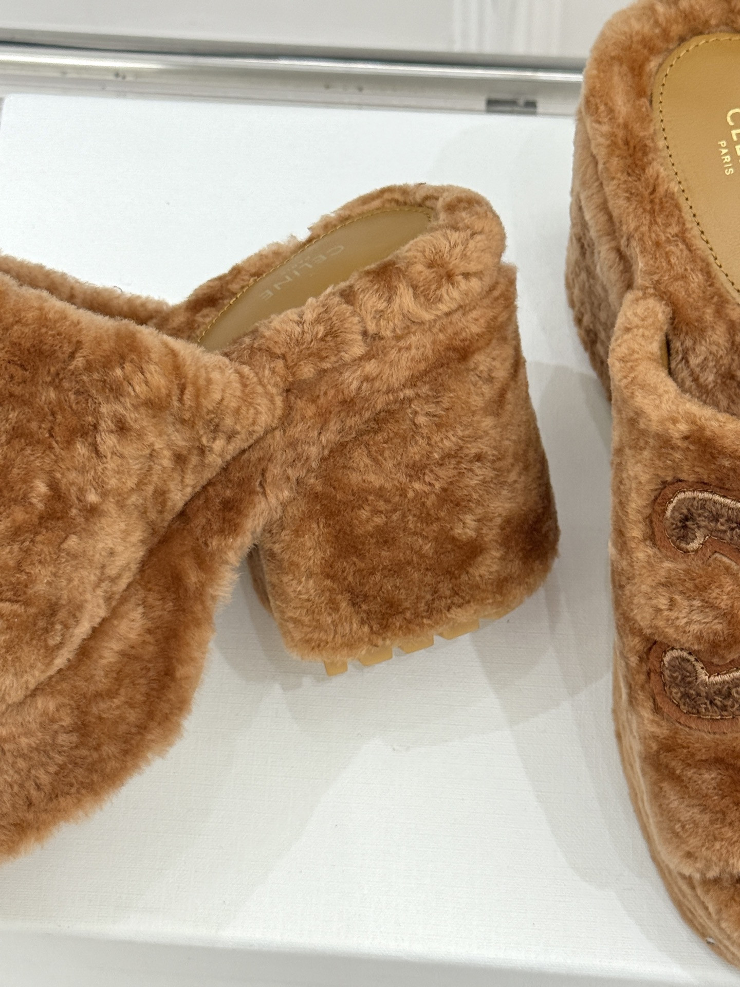 ua Ce**e elena mule 8cm heel